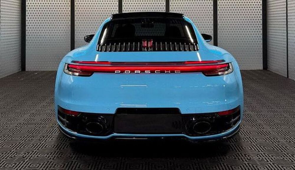 261 Прокат Porsche 911 Carrera S без водія 