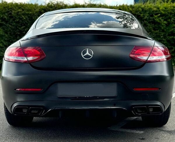 163 Mercedes-Benz C Coupe — оренда з водієм 
