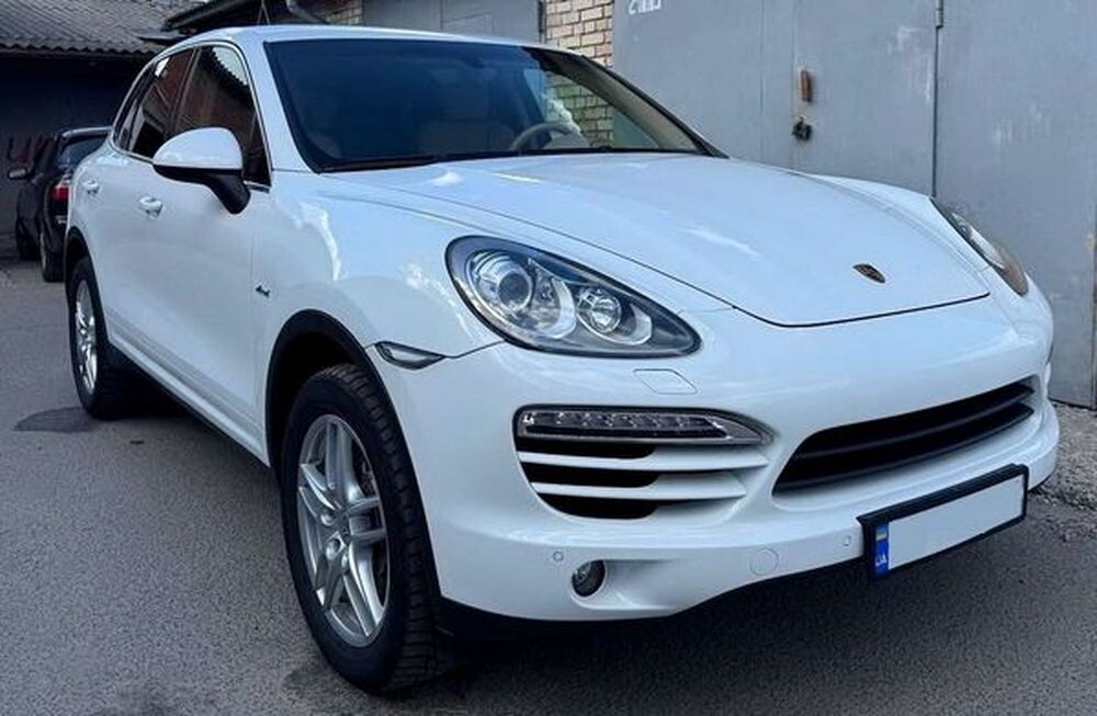 123 Оренда білого Porsche Cayenne на весілля 