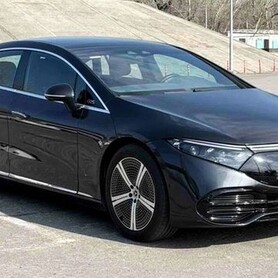 095 Прокат авто без водія Mercedes-Benz EQS 450 - авто на весілля у Києві - портфоліо 1