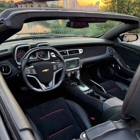 091 Прокат кабріолет Chevrolet Camaro чорний - авто на весілля у Києві - портфоліо 5