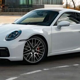 276 Прокат Porsche 911 Carrera 4S (білий) - авто на весілля у Києві - портфоліо 1