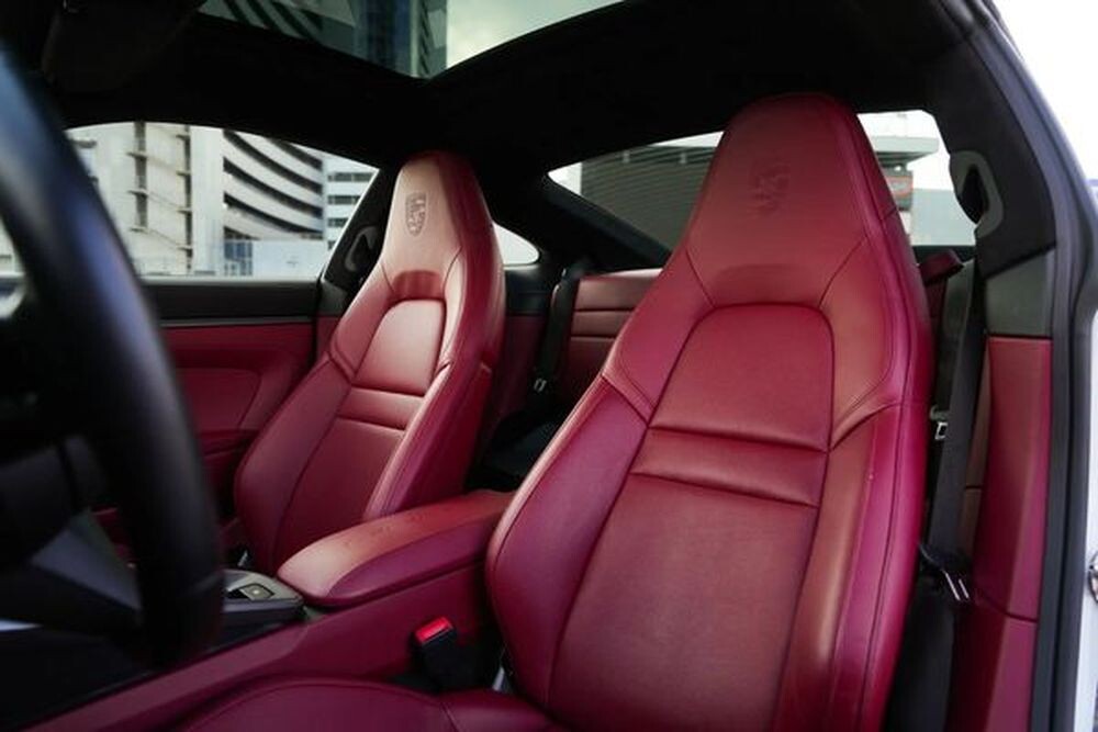276 Прокат Porsche 911 Carrera 4S (білий)  