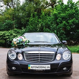Mercedes W211 - авто на весілля у Вінниці - портфоліо 3