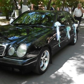 Mercedes - авто на весілля у Маріуполі - портфоліо 3