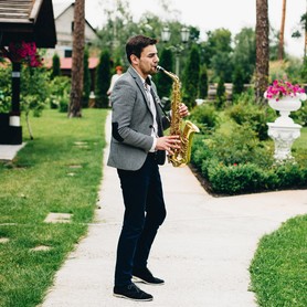 Jemil Sax