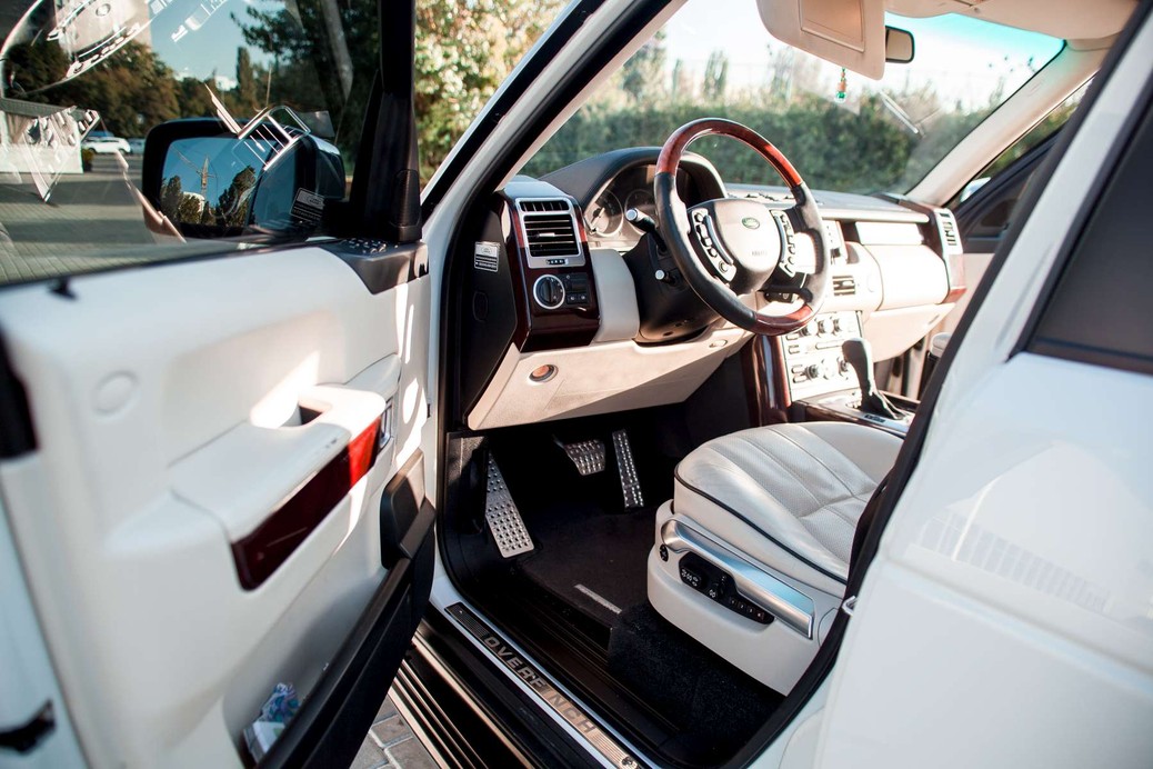 Range Rover Vogue 