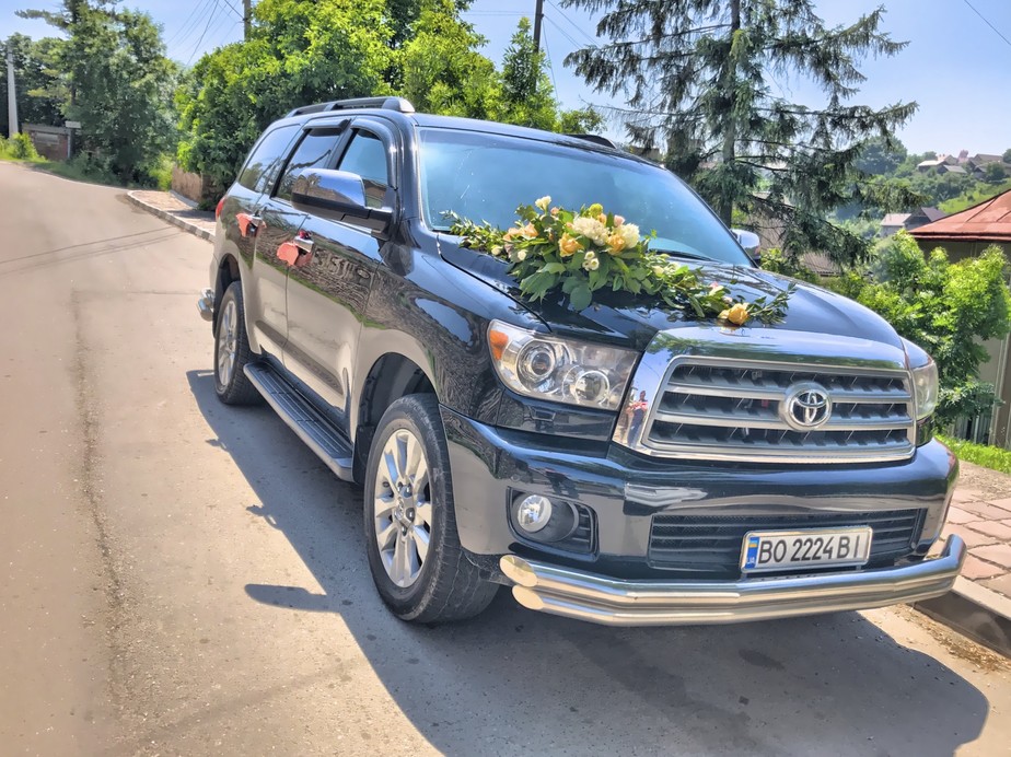 Toyota Sequoia  