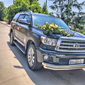Toyota Sequoia - авто на весілля у Тернополі - портфоліо 1