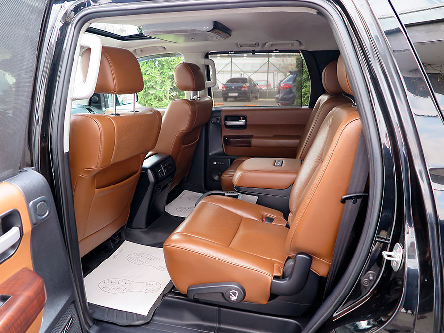 Toyota Sequoia  