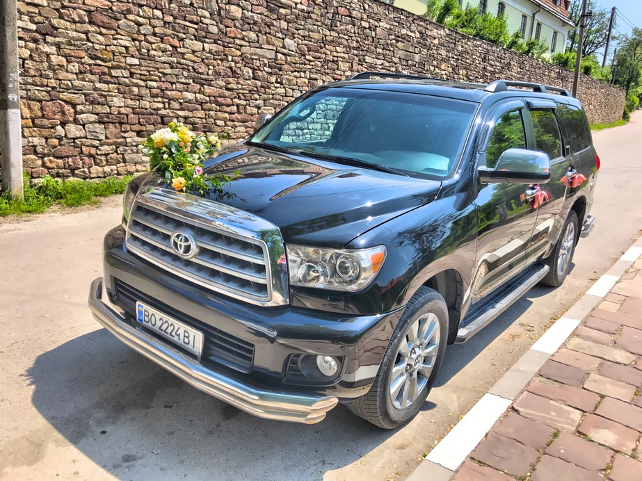 Toyota Sequoia  