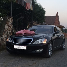 Mercedes S-class Чорна і біла - авто на весілля у Хусті - портфоліо 2
