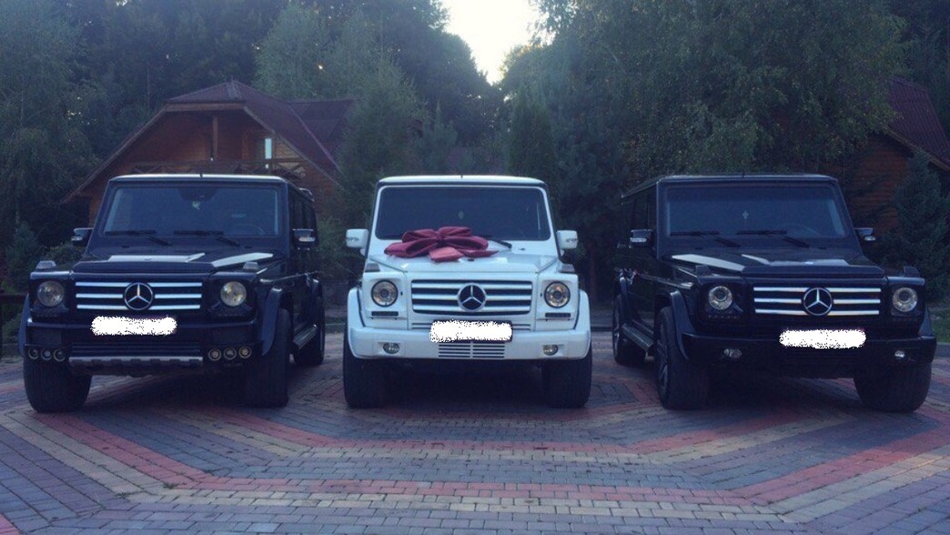 Mercedes G-class (кубик) Чорний і Білий 