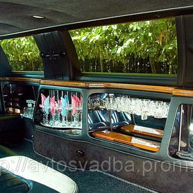 Lincoln Town Car - авто на весілля у Вінниці - портфоліо 4
