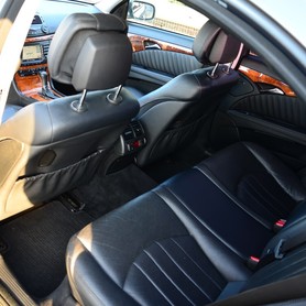 Mercedes-Benz E-Class W211 - авто на весілля у Мукачеві - портфоліо 6