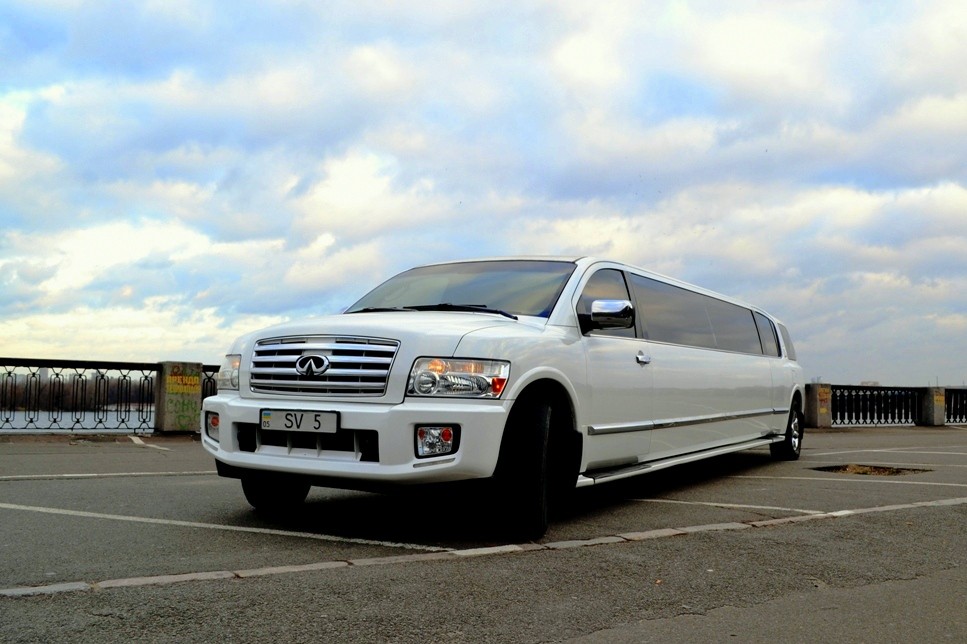 Infiniti 