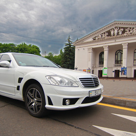 Mercedes-Benz - авто на весілля у Києві - портфоліо 3