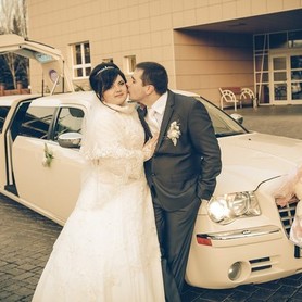 Chrysler 300C - авто на весілля у Києві - портфоліо 1