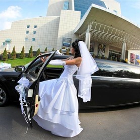 Chrysler 300C - авто на весілля у Києві - портфоліо 1