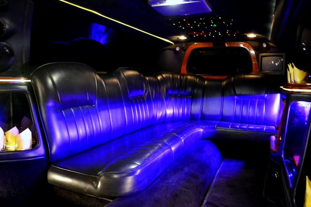 Lincoln Tawn Car 