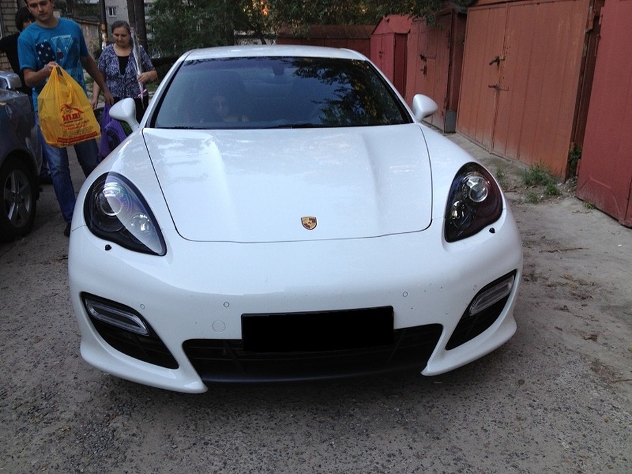 Porsche Panamera GTS 