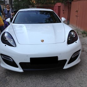 Porsche Panamera GTS - авто на весілля у Дніпрі - портфоліо 2
