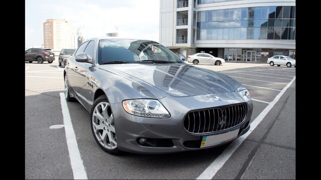 Maserati Quattroporte 