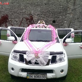 Nissan Pathfinder - авто на весілля у Житомирі - портфоліо 1