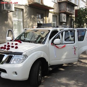 Nissan Pathfinder - авто на весілля у Житомирі - портфоліо 2