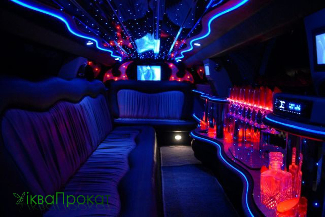 Лимузин Крайслер С300 