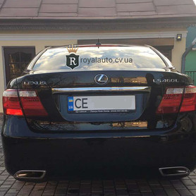 Lexus LS460 - авто на весілля у Чернівцях - портфоліо 3