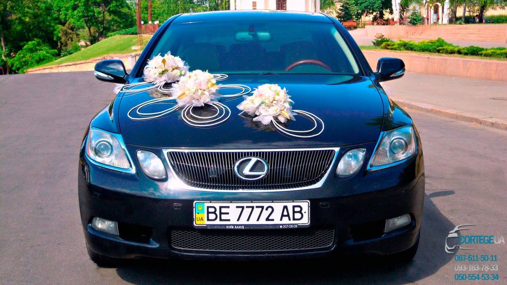 Lexus GS 300 черный 