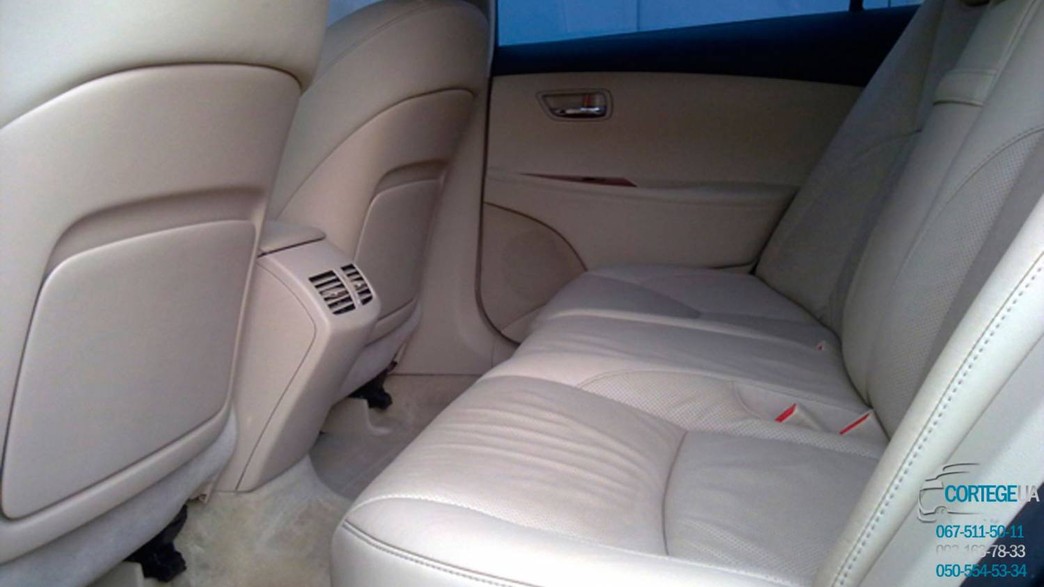 Lexus GS 300 черный 