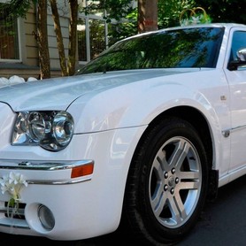 Chrysler 300C - авто на весілля у Миколаєві - портфоліо 1