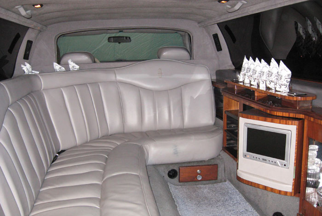 Lincoln Town Car St Tropez 