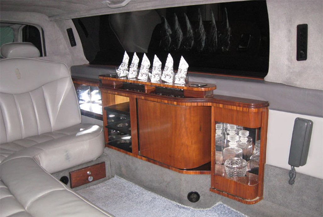 Lincoln Town Car St Tropez 