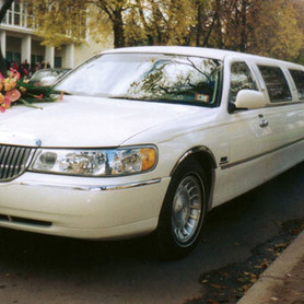 Lincoln Town Car Executive Series - авто на весілля у Полтаві - портфоліо 1