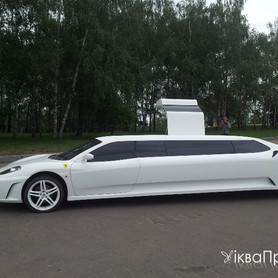 Лімузин Ferrari 430 - авто на весілля у Івано-Франківську - портфоліо 6