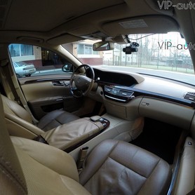 Mercedes S-klasse - авто на весілля у Кривому Розі - портфоліо 6
