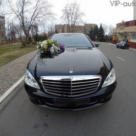 Mercedes S-klasse - авто на весілля у Кривому Розі - портфоліо 2