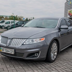 Lincoln MKS - авто на весілля у Запоріжжі - портфоліо 1