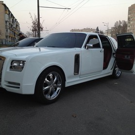 Rolls-Royce Phantom - авто на весілля у Запоріжжі - портфоліо 4