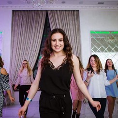 Анна Даценко - артист, шоу у Києві - фото 1