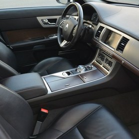 Jaguar XF - авто на весілля у Чернігові - портфоліо 4