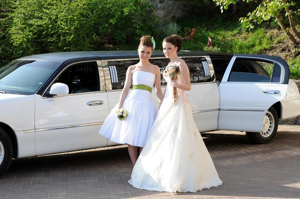 Лимузин Lincoln Town Car 