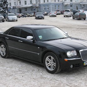Chrysler 300С - авто на весілля у Сумах - портфоліо 4