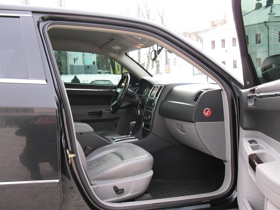 Chrysler 300С 