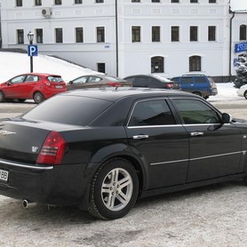 Chrysler 300С - авто на весілля у Сумах - портфоліо 5