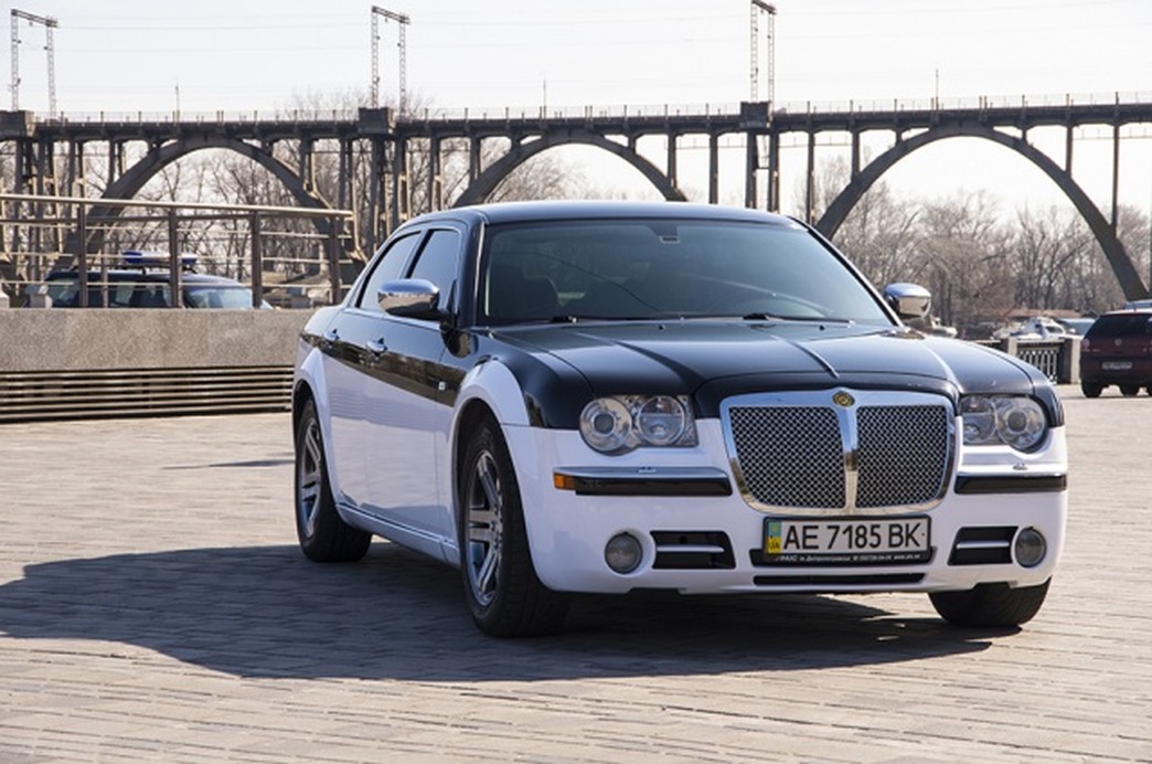 Chrysler C300 