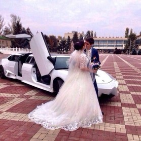 Лимузин Lamborghini Reventon - авто на весілля у Маріуполі - портфоліо 5